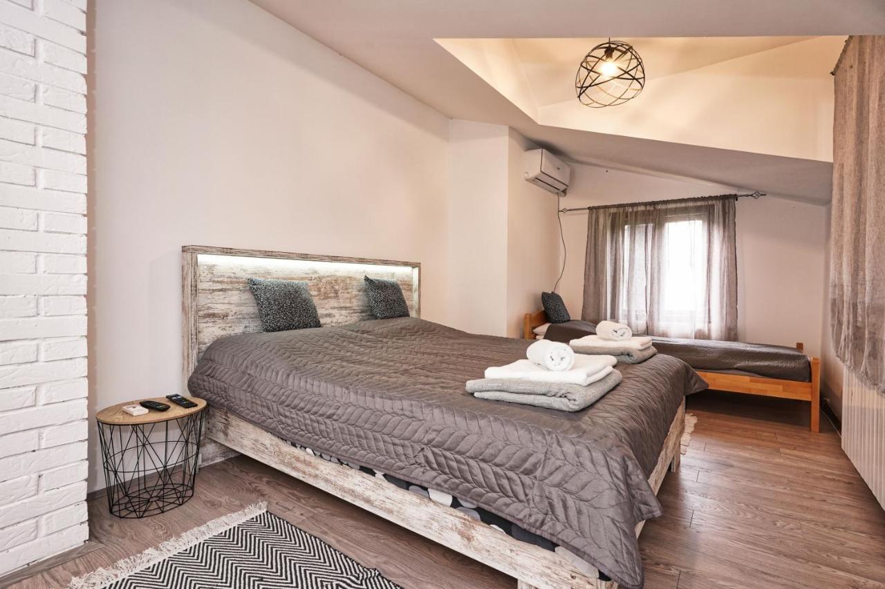 Zmaj Ognjeni Etno Concept Apartment Kupinovo Bagian luar foto